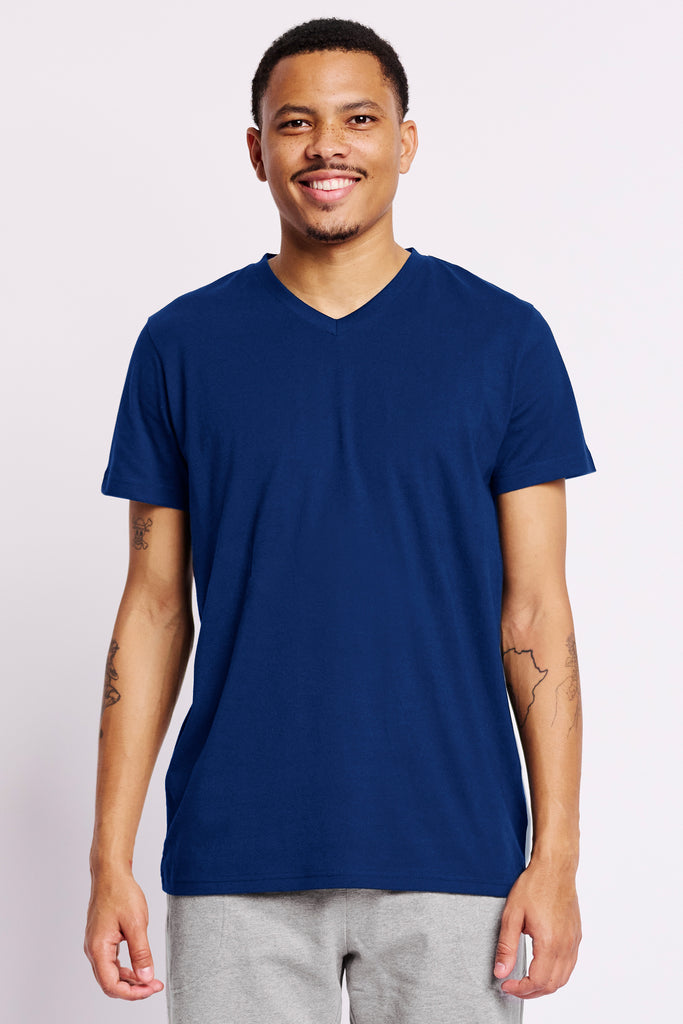 O61005 MENS V-NECK T-SHIRT