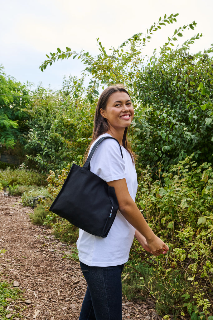 O90050 SMALL PANAMA BAG